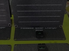 Bộ sạc tấm pin mặt trời chống thấm ETFE 30W với đá cho cắm trại