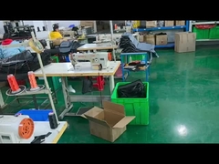 Bộ sạc năng lượng mặt trời gấp 4 lần kích thước mở rộng 1670 * 500 * 5MM kích thước gấp 440 * 500 * 50MM Cần phải có cho du lịch